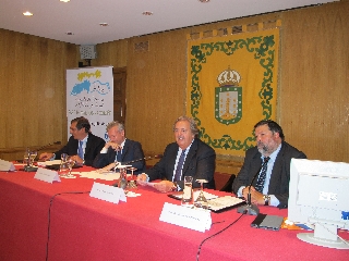 Mesa redonda posterior a la ponencia 